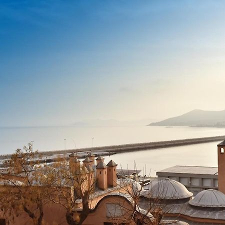 Golden Sea View - Old Town Apartment Kavála ภายนอก รูปภาพ